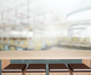 Top masa ve bina, arka plan bulanıklık