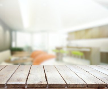 Top masa ve bina, arka plan bulanıklık