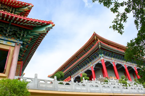 Pavilhão de templo chinês como perspectiva — Fotografia de Stock