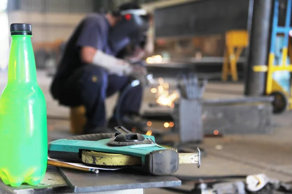 Worker on background — Stock Photo, Image