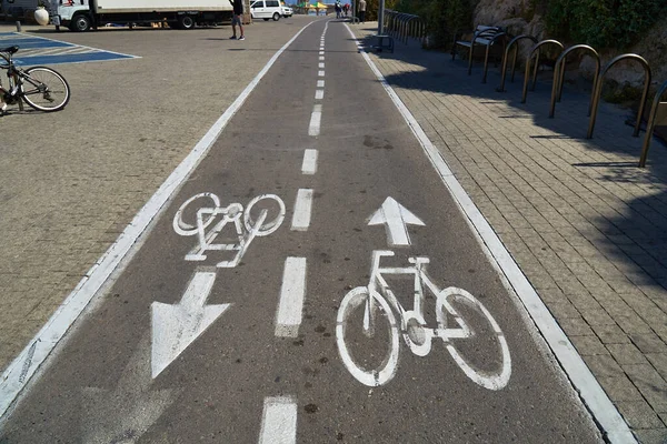 Cycling infrastructure lane with the bicycle sign on it.