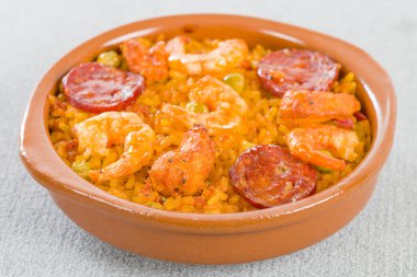 Karışık paella
