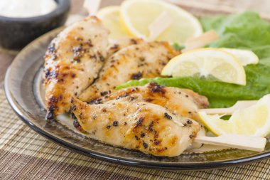 Barbekü tavuk Satay