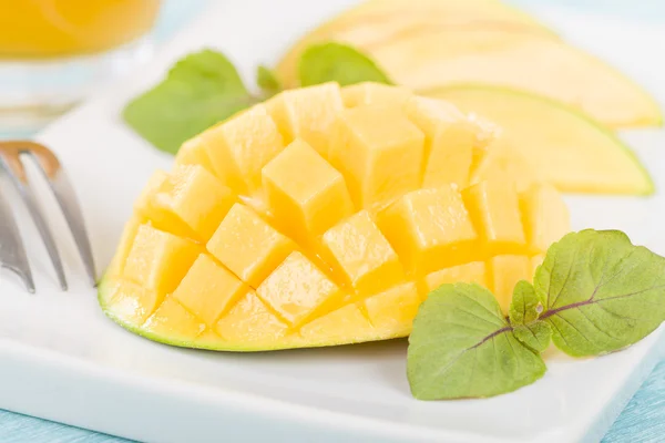 Fresh Mango Hedgehog — Stock Photo, Image