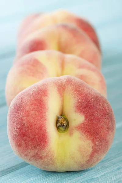 Sweet Saturn Peaches — Stock Photo, Image