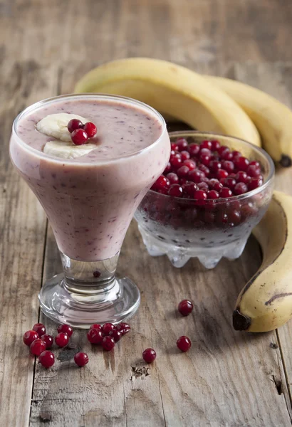 Smoothie of banana and frozen cranberries  .