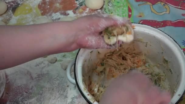 Fragranti deliziose torte e dolci, Processo di preparazione — Video Stock