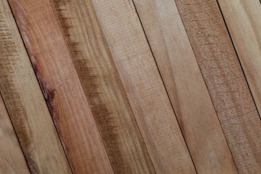Doğal ahşap çatalların dokusu (cilalanmamış). Bakır, kırmızımsı, kirazlı. Çapraz his