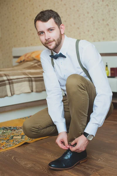 Morning groom on his own wedding — Stock Photo, Image