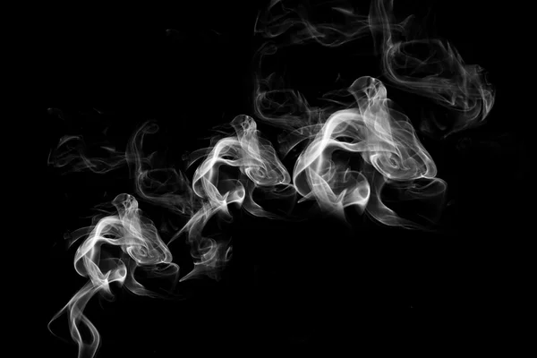 Siyah arka plan ile duman — Stok fotoğraf