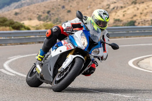 Motociclista Que Circula Asfalto Fotografia Capturada Durante Mês Setembro 2020 — Fotografia de Stock