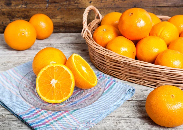 Orangen geschnitten — Stockfoto