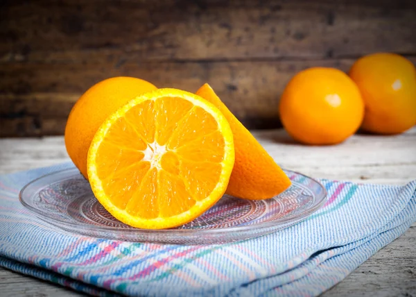 Orangen geschnitten — Stockfoto