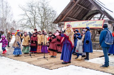Suzdal / Rusya: Mimarlık ve Kültür Tarihi Müzesi, Maslenitsa Festivali Ahşap Mimarlık Müzesi,