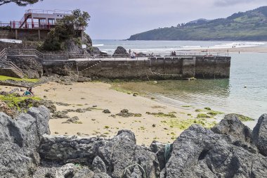Urdaibai doğa koruma alanındaki Mundaka kasabası, İspanya.