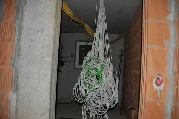 Lan Wiring New Building Cables Coming Out Ceiling — Stock Photo, Image