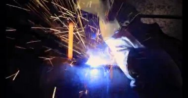 Çubuk öğütürken elektrot kıvılcımı