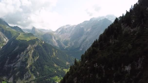 Paisaje de Pralognan la Vanoise — Vídeo de stock