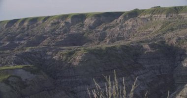Uçurumların çarpıcı manzarası