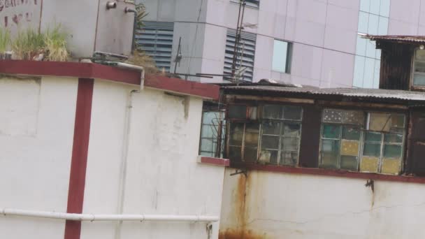 Pobreza en los barrios residenciales abandonados de Hong Kong — Vídeos de Stock