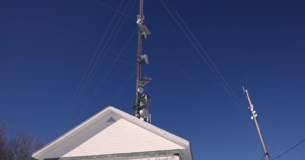 Drone video of telecommunication towers — Stock Video