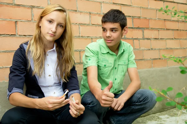 Friends Against Smoking — Stock Photo, Image