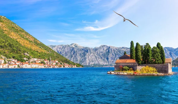Perast Cidade Velha George Ilha Vista Baía Kotor Montenegro — Fotografia de Stock