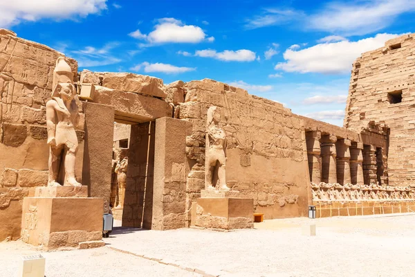 Большой Суд Карнака Луксор Египет — стоковое фото