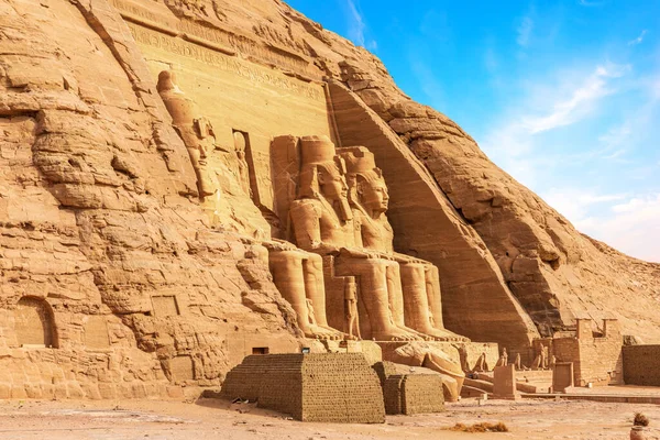 Abu Simbel Temple Main Facade Statues Egypt — Stock Photo, Image