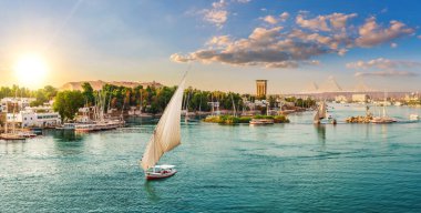 Aswan Nil Günbatımı Feluccas, Mısır manzarası