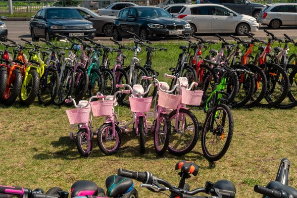 Krasnoyarsk Krasnoyarsk Region July 2021 Pink Children Bicycles Display Sale — Stock Photo, Image