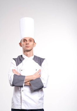 Beyaz tenli kadın şefin portresi.