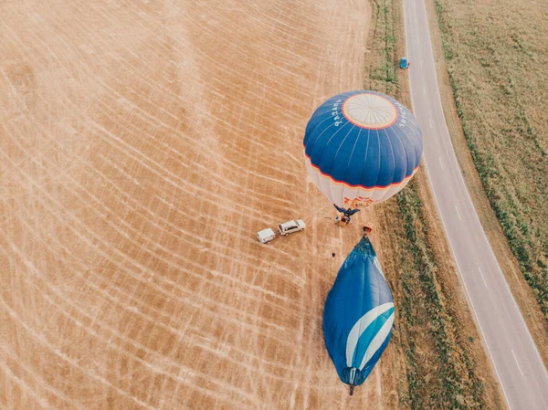 Leeresztek Egy Hőlégballont Ryazanban Oroszországban 2021 Július Színes Hőlégballon — Stock Fotó