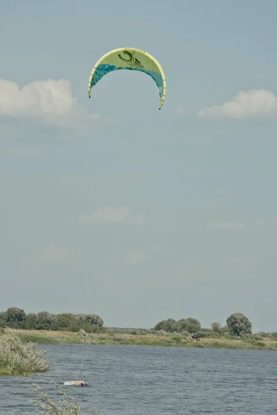 Kitesurfing Kiteboarding Action Photos Man Waves Quickly Goes — Stok Foto