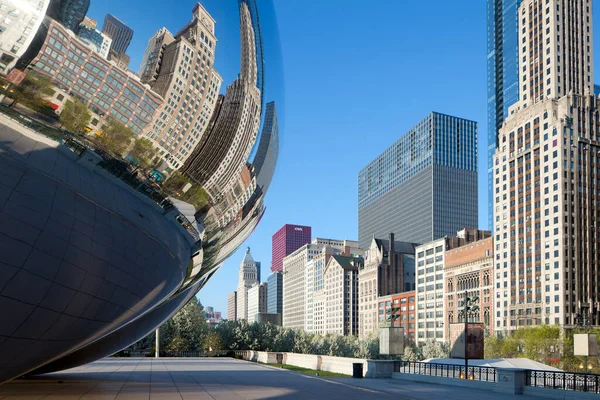Чикаго Іллінойс Сполучені Штати Америки Мічиганський Проспект Відображений Хмарних Брамах — стокове фото