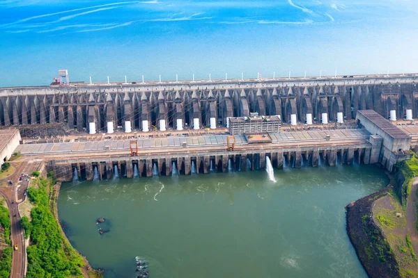 Вид Воздуха Гидроэлектростанцию Итайпу Реке Парана — стоковое фото