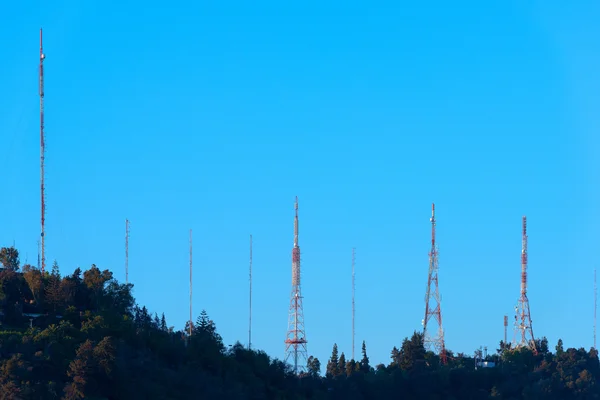 Antenas de telecomunicações — Fotografia de Stock