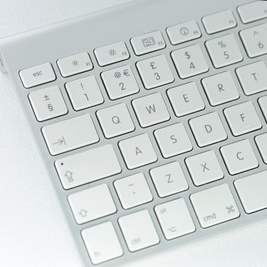 bilgisayar klavye. Beyaz arka plan üzerinde izole