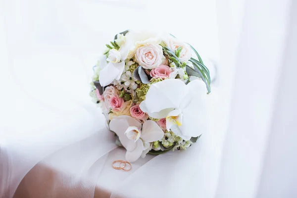 Wedding bouquet close-up — Stock Photo, Image