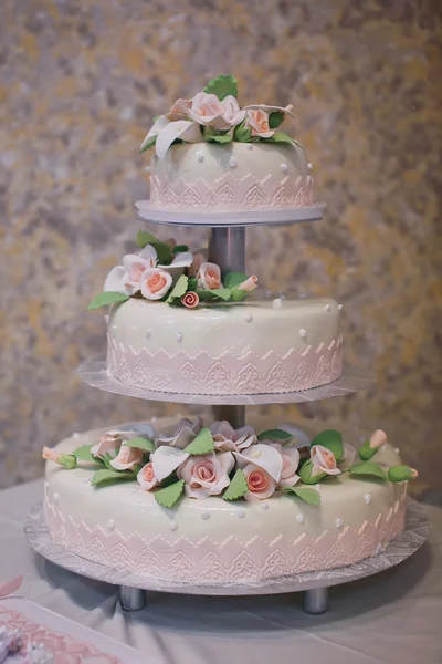 Krásný svatební dort — Stock fotografie