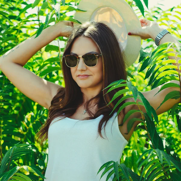 Cheerful fashionable woman in stylish hat — Stock Photo, Image