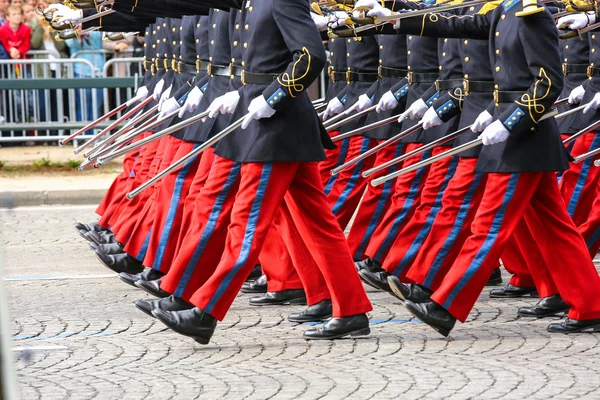 Sluiten-uo van militaire parade tijdens de ceremoniële — Stockfoto