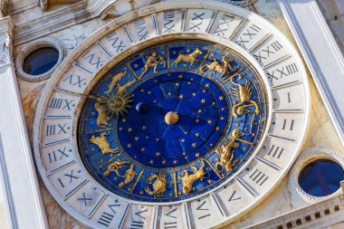 Portre üzerinde astronomik saat Meydanı'nda San Marco, Venedik, İtalya