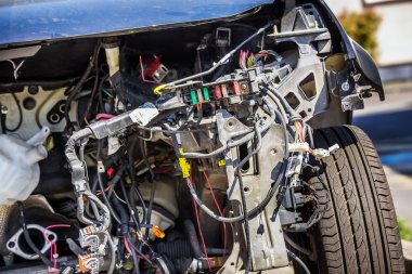 araba kimin motoru tamamen kaldırıldı