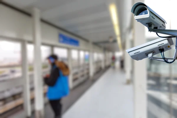 Biztonsági kamera train station — Stock Fotó
