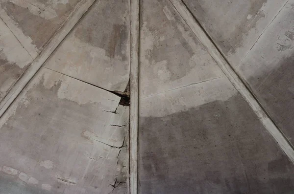 Sérült Mennyezet Belsejében Egy Elhagyott Pavilon Alacsony Szög Kilátás — Stock Fotó