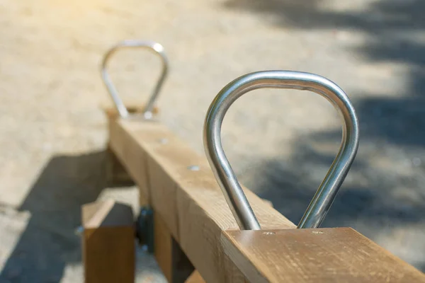 Construcción Columpios Para Parques Infantiles Columpio Tronco Para Dos Niños — Foto de Stock