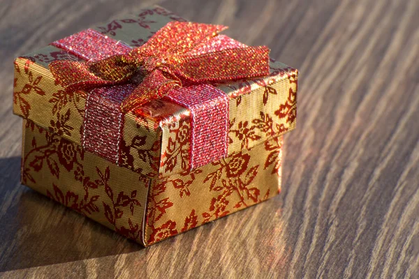 Beautiful Box Tied Ribbons Holiday Gift — Stock Photo, Image