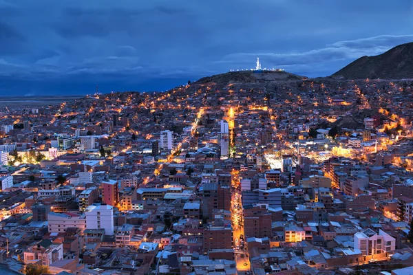 Oruro, Bolivya'nın gece manzarası — Stok fotoğraf