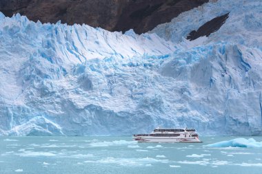 Buzdağları tne Argentino Gölü, Patagonia, Arjantin